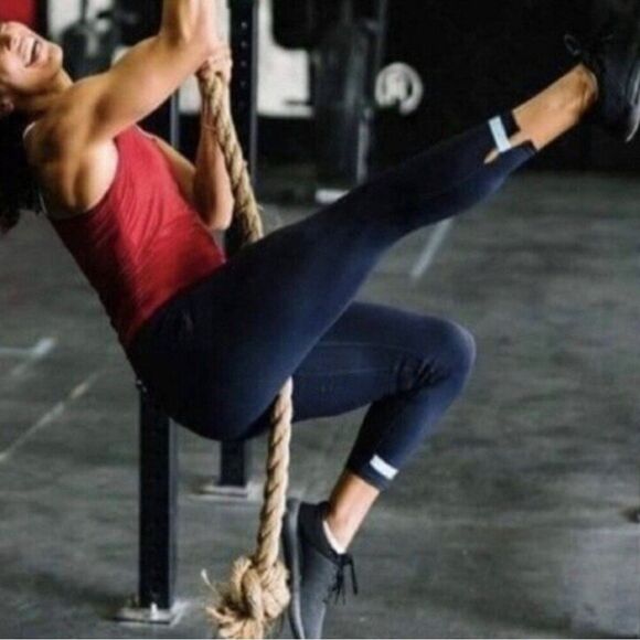 Zyia Active Navy Blue Strap Deluxe High Rise Leggings - Size 8-10 - Picture 1 of 10
